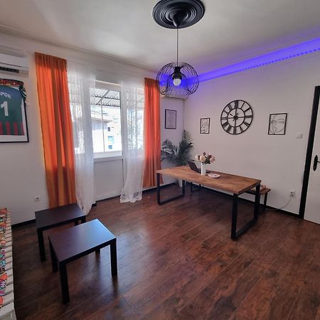 Downtown Belgrade Hostel And Apartments Екстер'єр фото