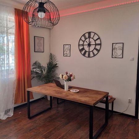 Downtown Belgrade Hostel And Apartments Екстер'єр фото