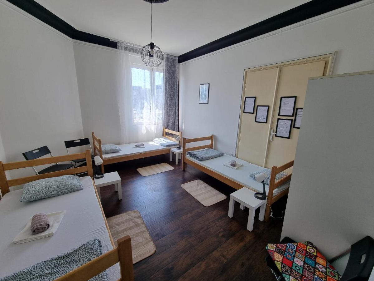 Downtown Belgrade Hostel And Apartments Екстер'єр фото