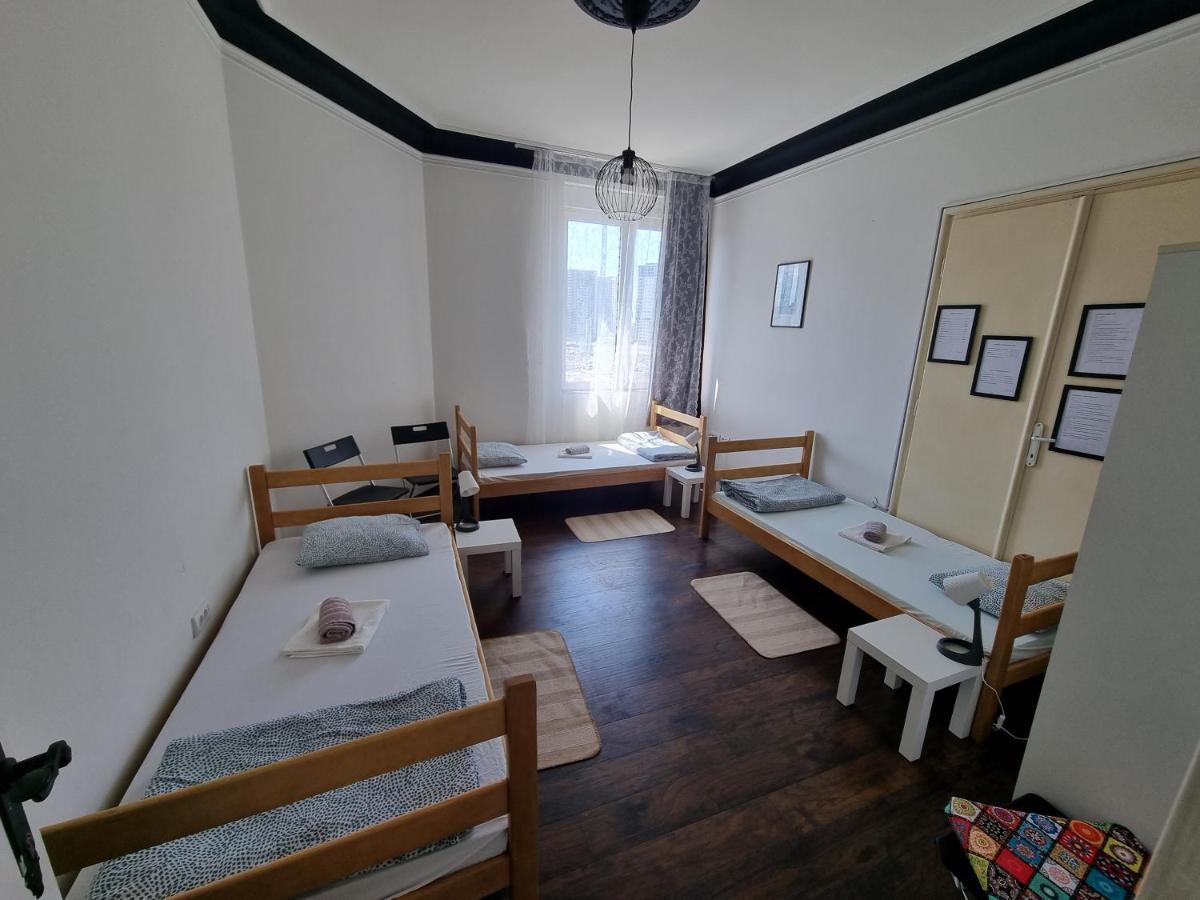 Downtown Belgrade Hostel And Apartments Екстер'єр фото